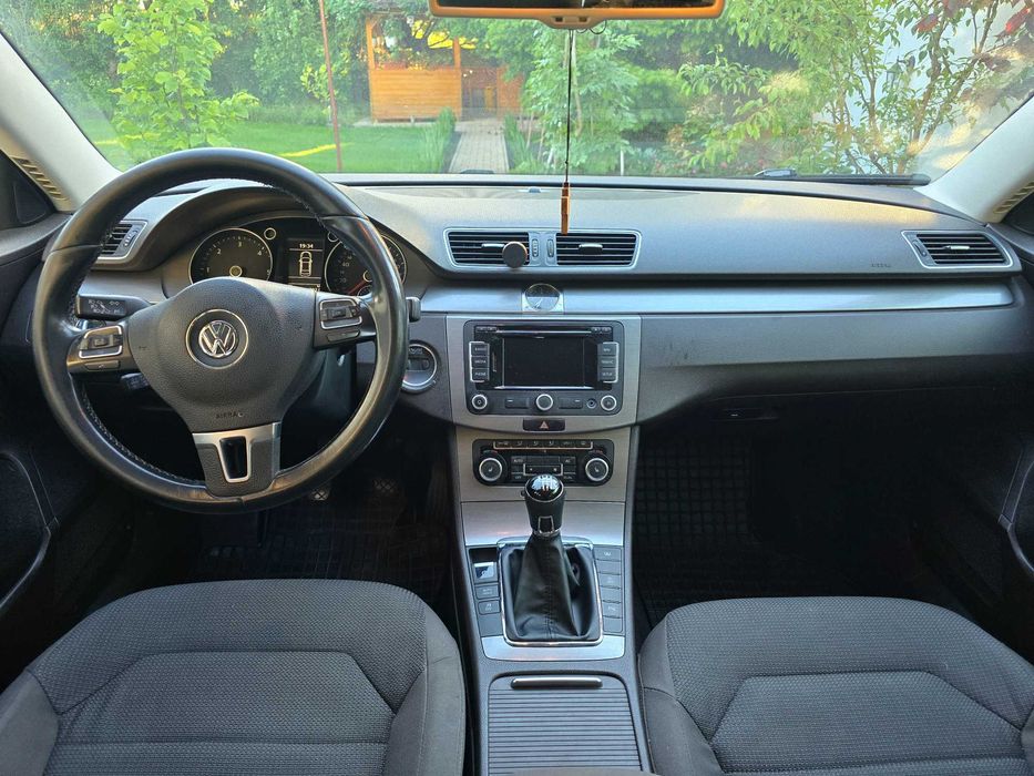 VOLKSWAGEN Passat 2011 — imagine 5