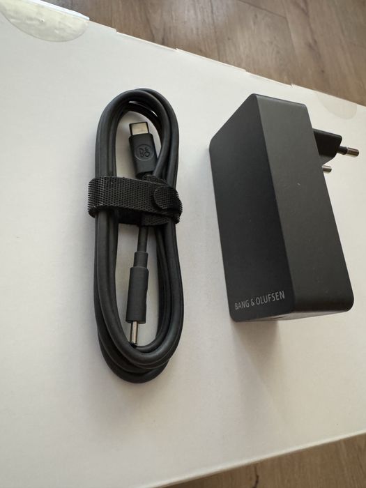 Продавам hi-fi колона Bang&Olufsen Beolit 20 - нова, пълен комплект