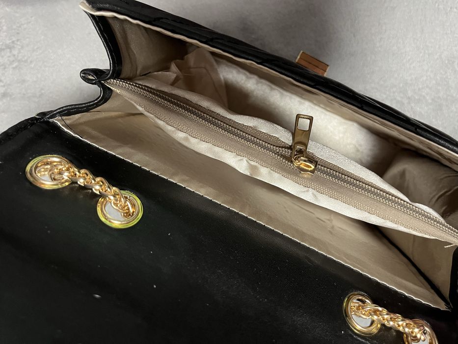 Дамски чанти в отлично състояние