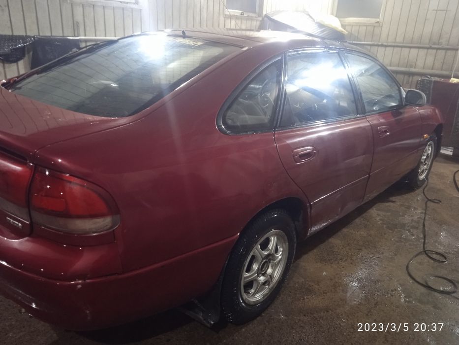 Мазда кронс 626  продам