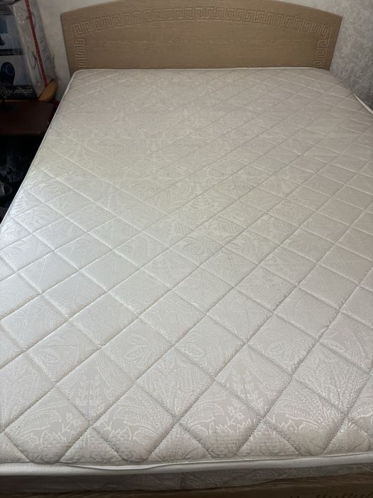 кровать продам 140•2000
