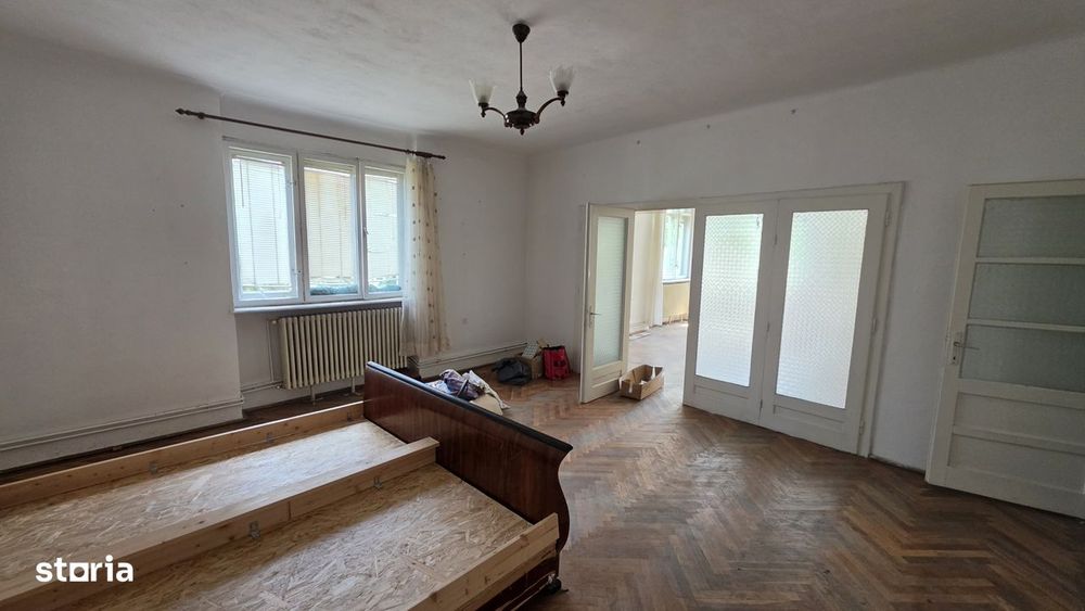 Apartament cu 4 camere la vila cu doar doua locuinte, gradina proprie — fotografia 3