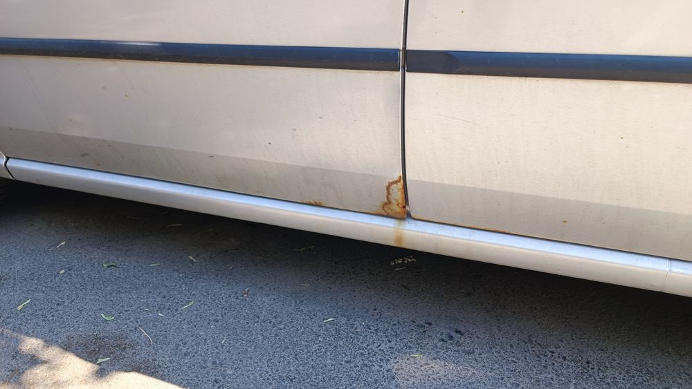 Vând Dacia Logan 1400 cc cu instalație gaz