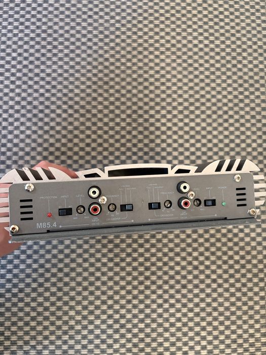 Amplificator AMPIRE M85.4 + subwoofer Alpine
