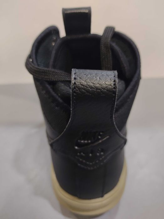 ПРОМОЦИЯ 20%Nike Air N41,42,42,5,..Нови.Оригинал.