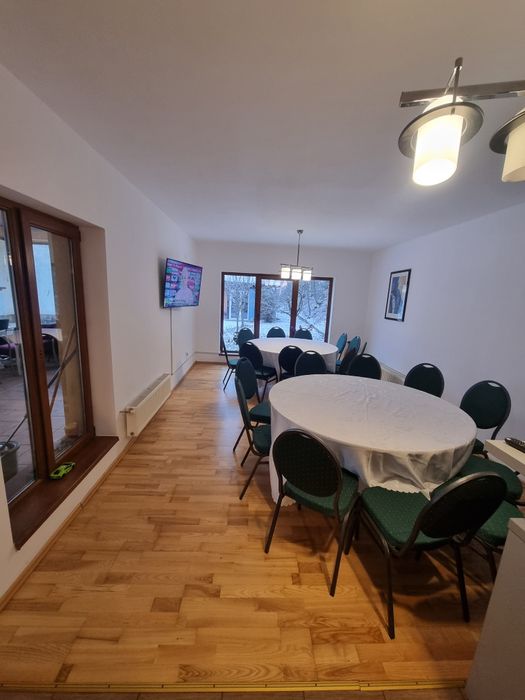 Cabana  cu ciubar de închiriat . Indisponibila de revelion