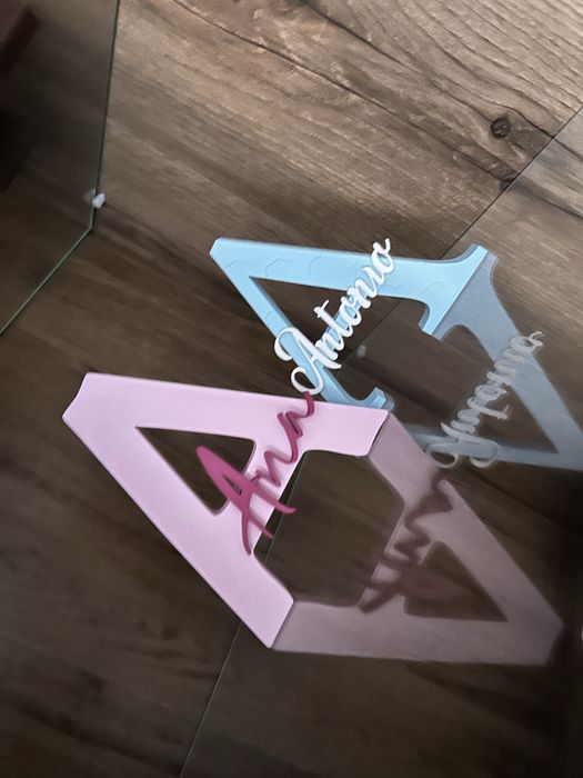 Litera decorativa pentru camera copilului