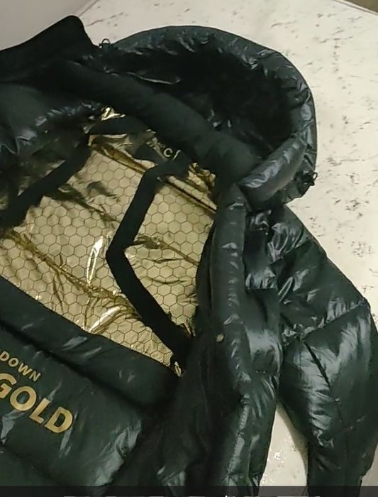 Пуховик зимний черный