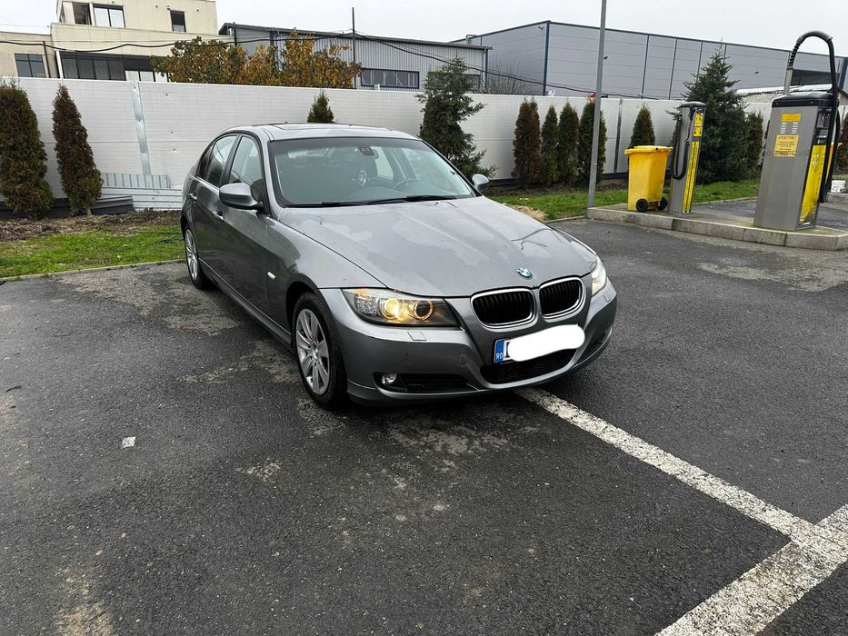 BMW 320 facelift 2011