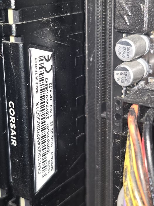PC Gaming , Rtx 2080 , Ryzen 7 5700x, 24gb ram ddr4 3600