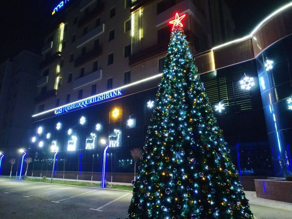 Новогодние светящиеся фигуры 2D и 3D в ассортименте