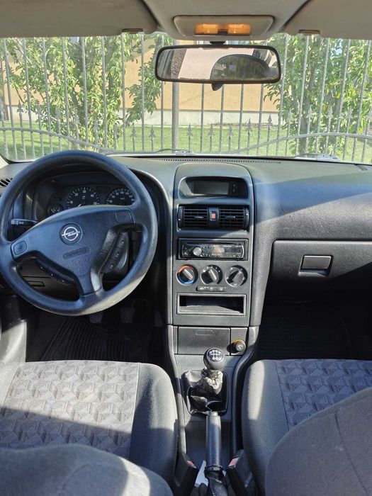 Vand Opel Astra clasic 1,7 diesel 2002