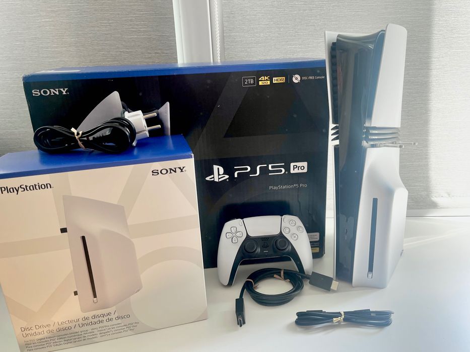 PlayStation 5 Pro с дисководом