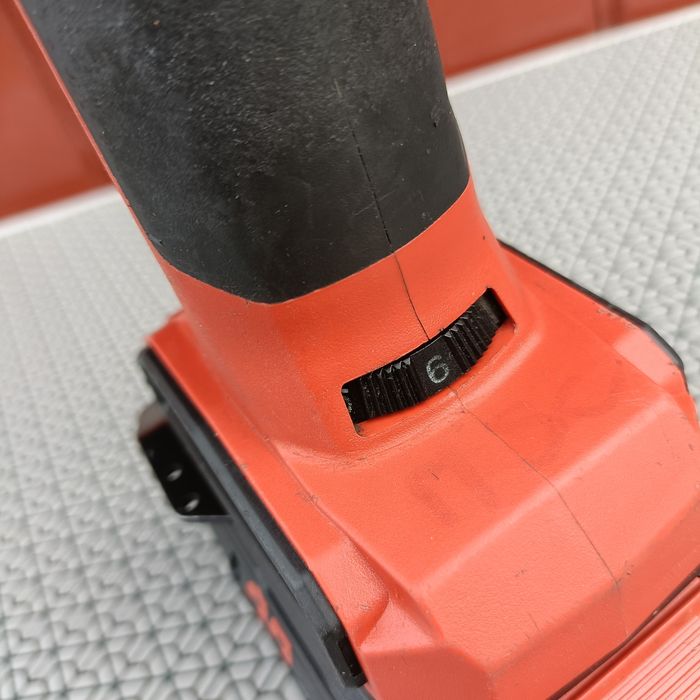 Flex cu variator de turatie Hilti AG 4S 22 Nuron
