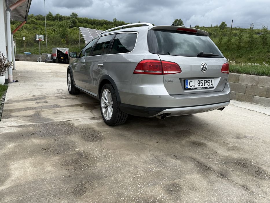 VOLKSWAGEN Passat Alltrack 2012 — imagine 5