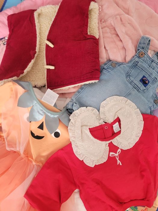 Lot haine copii fetite impecabile 70 bucăți