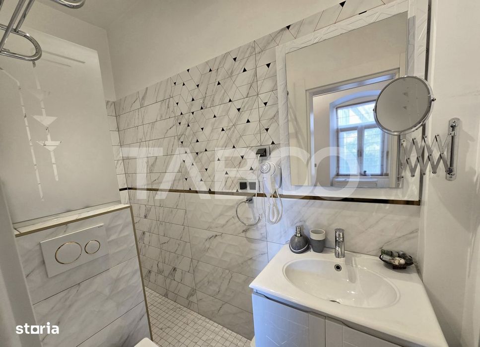 Apartament 2 camere de vanzare 2 pivnite garaj Centrul Istoric Sibiu