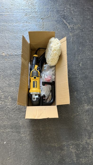 Dewalt polișat DWP849X