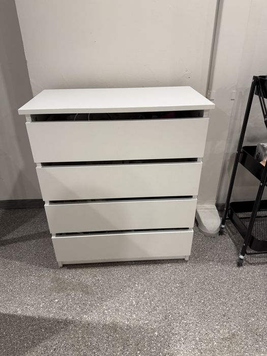 Продам комод новый