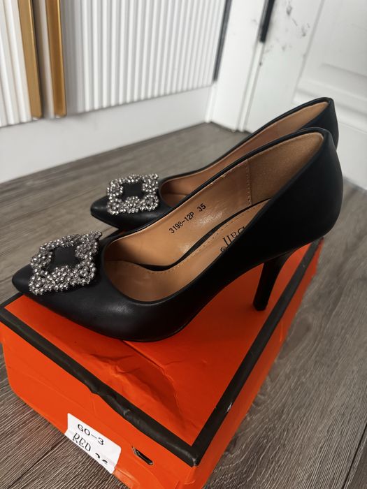 Черные туфли 5000тенге