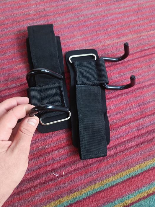 Gantel va turnik tortilish uchun bondaj