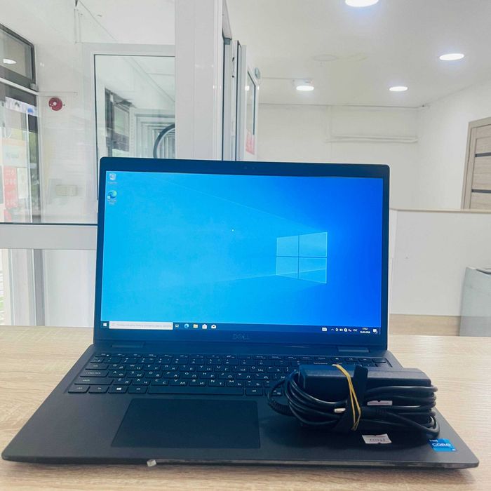 С32/ Ноутбук Dell Latitude 3520 / sk155922