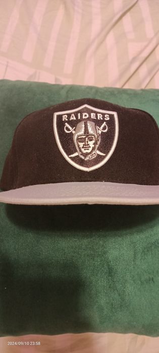 Sapca snapback neagra H&M originala