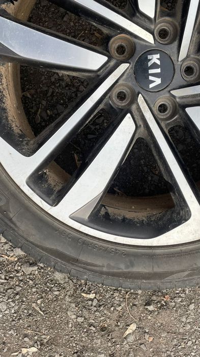 Продам 5 дисков заводские