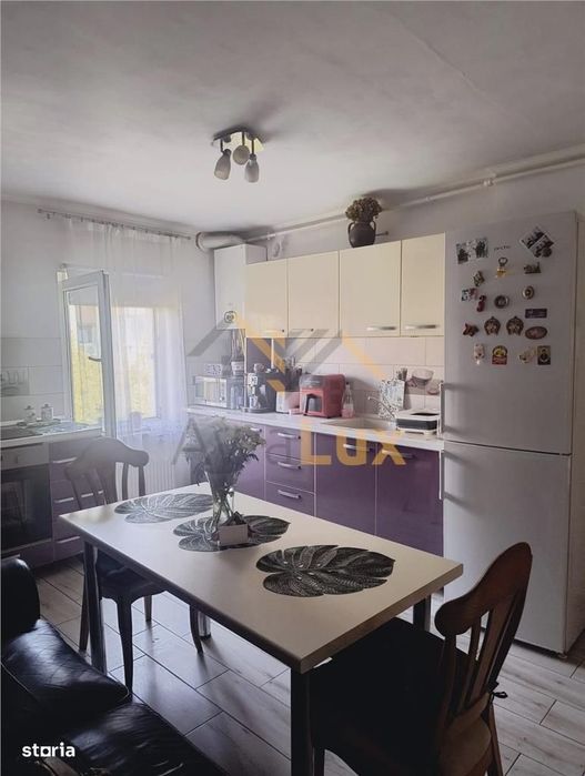 Apartament 3 camere de vanzare, Garii — fotografia 1