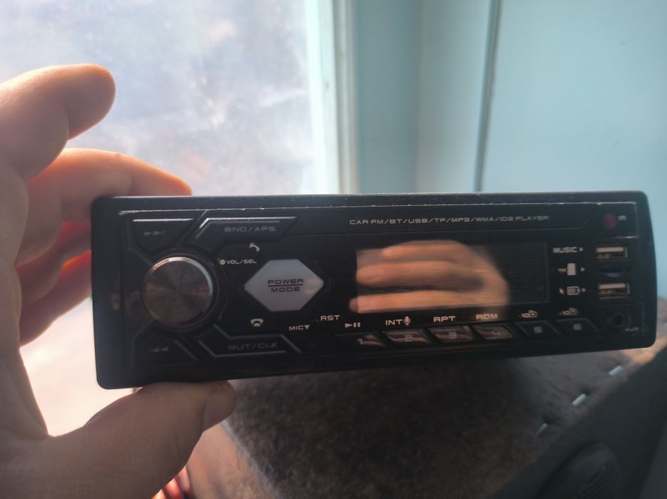 Магнитафон автомобильный