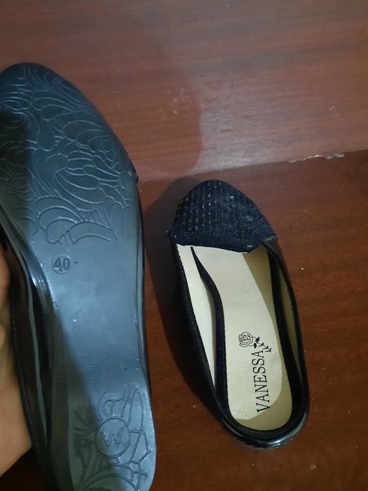 Новая женская обувь 40 размер