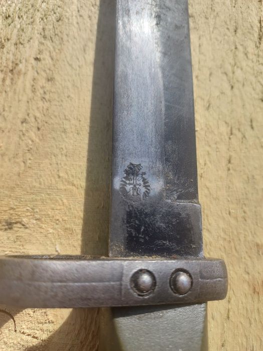 Baioneta militara Spania