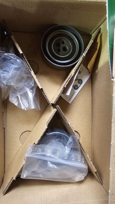 Ремень грм комплект Audi 2.8 AAH, 2.6 ABC