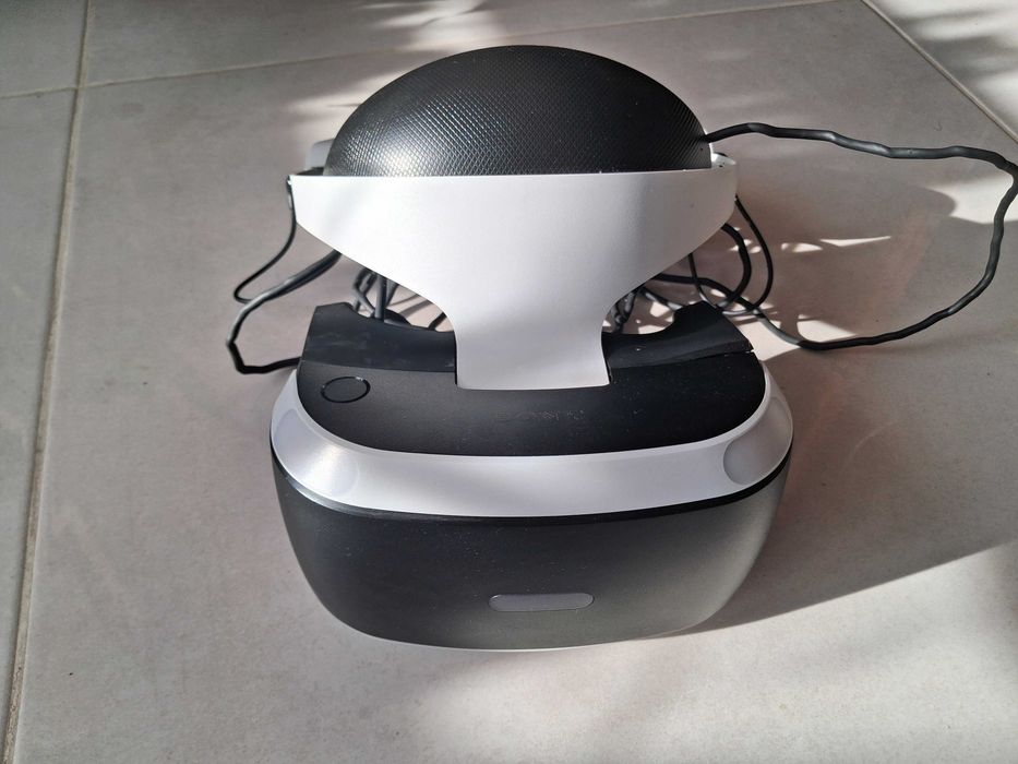 Продавам пълен комплект PlayStation VR (PSVR1)