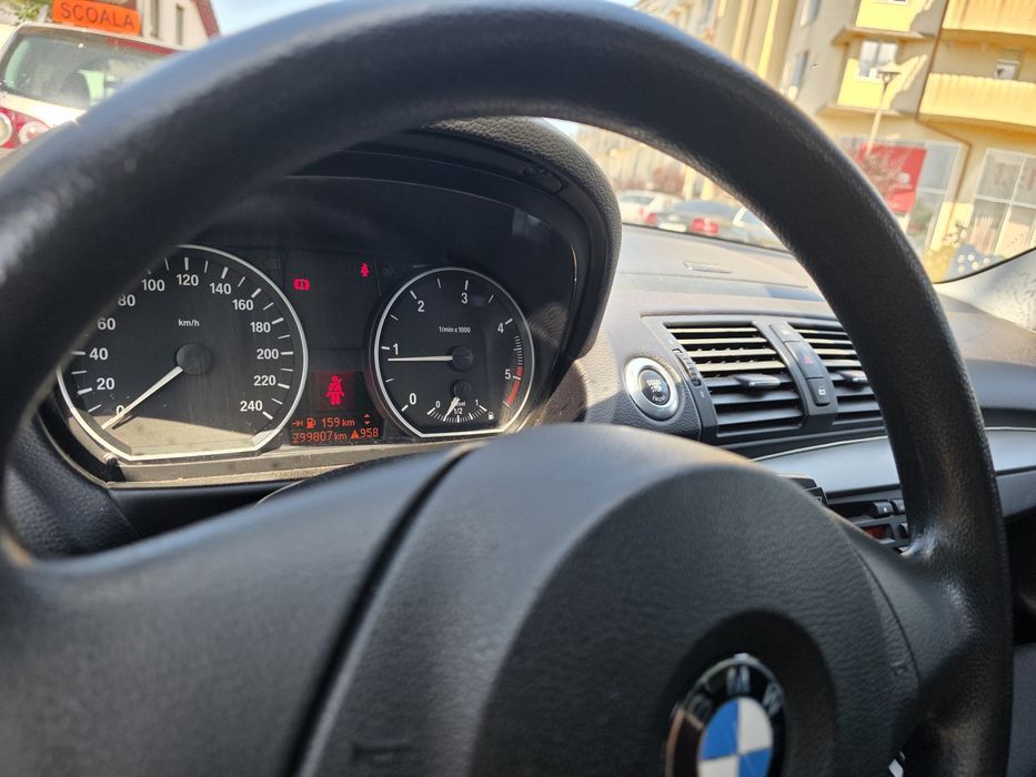 BMW 1 Series 2008 — imagine 5