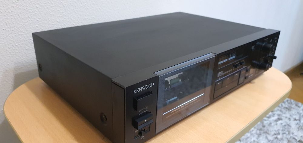 Vând deck Kenwood  BASIC X1