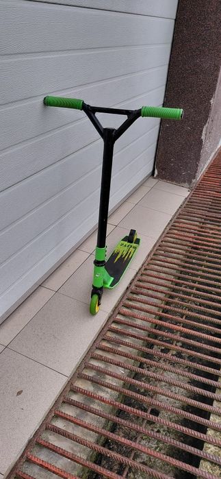 Vând trotineta de freestyle