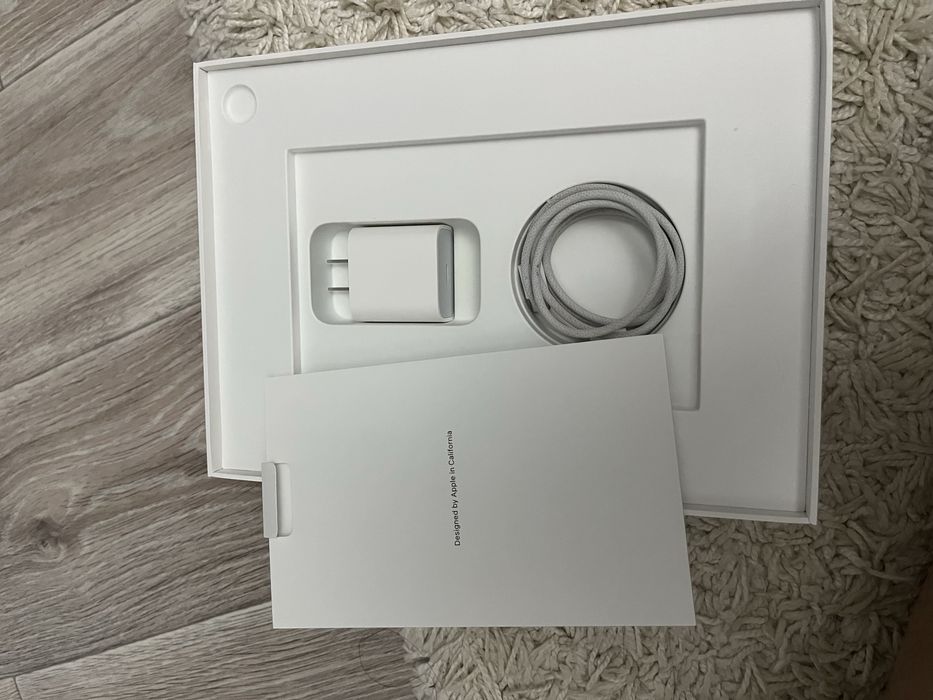 Ipad A16 11 дюйм
