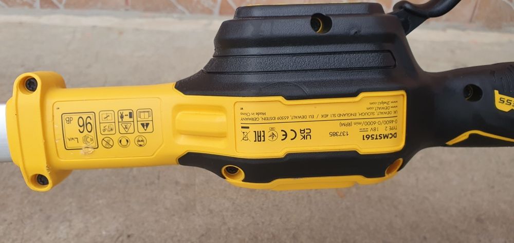 Trimar pentru iarba cu fir .pe baterie .