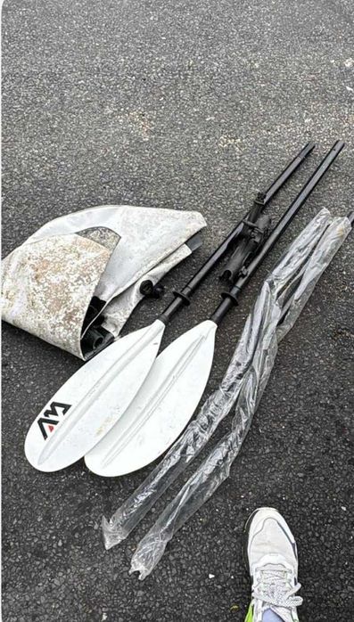 Риболовен каяк с педали + много аксесоари