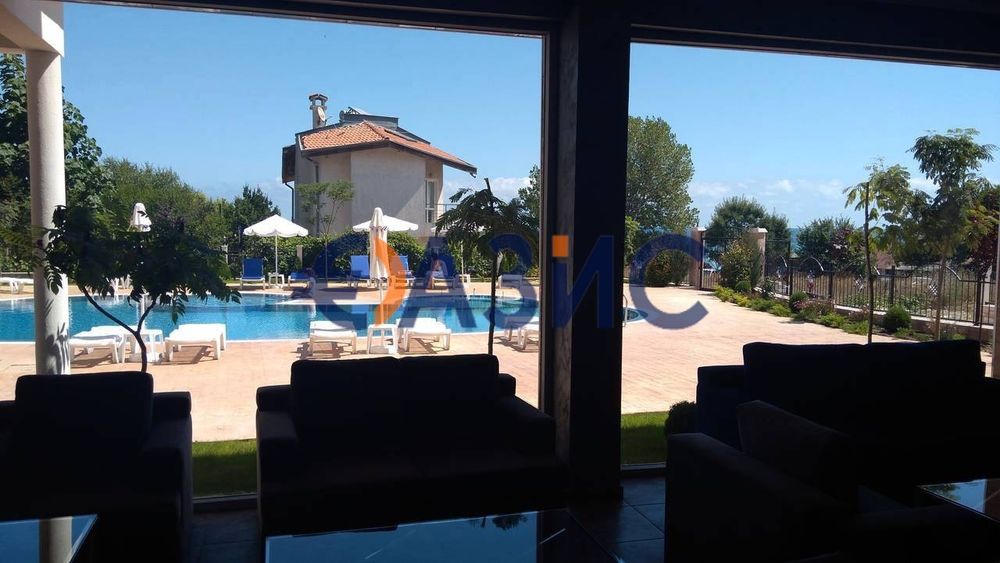 Продава се Двустаен апартамент в с. Лозенец, Област Бургас - 76 кв.м за 825 €/кв.м - Снимка #13