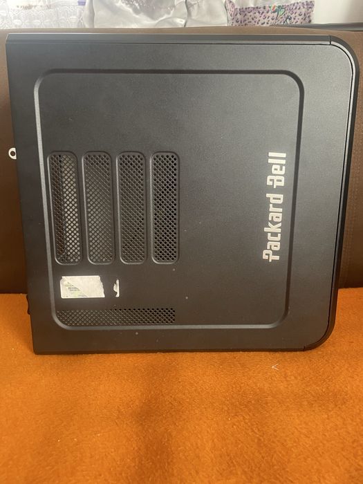 Vand carcasa pc de la packard bell