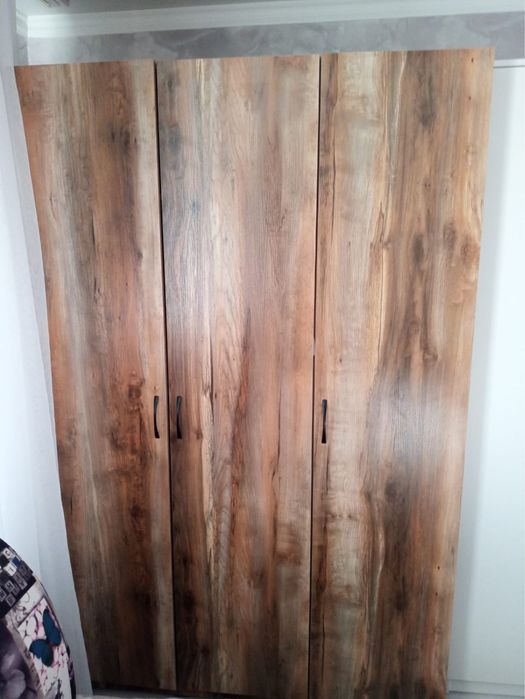 Продам спальний гарнитур