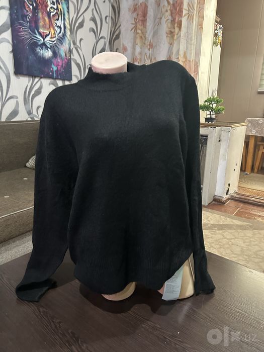 Продается новый женский свитер из Кореи