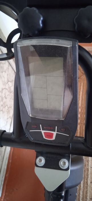 Продам велотренажер (спин-бак) GENAU