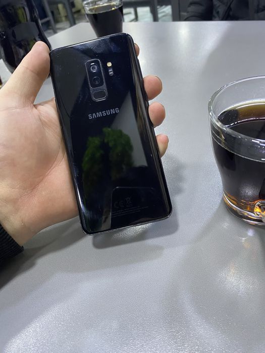 Samsung s 9 plus radnoy