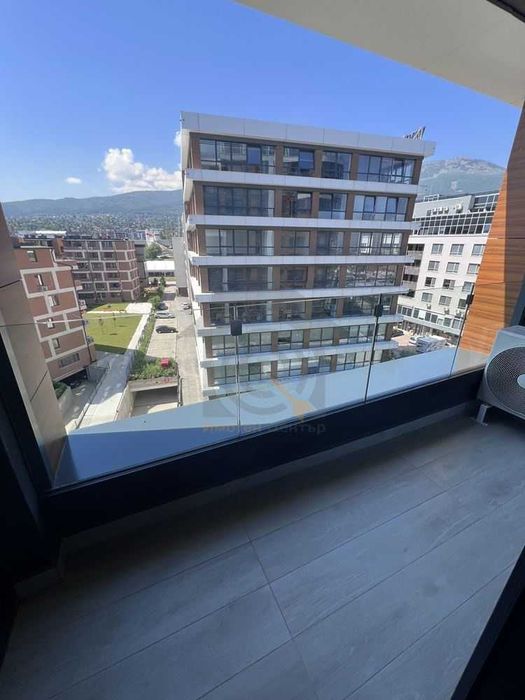 Дава се под наем Двустаен апартамент в София, Малинова долина - 83 кв.м за 253800 € - Снимка #11