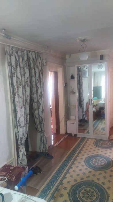 3-комнатная квартира, 2/2 этаж, кирпичный дом, Джизак (Водник)