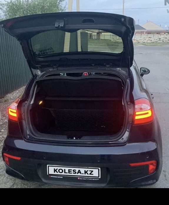 Продам KIA RIO 2015 гв, обьем 1,4