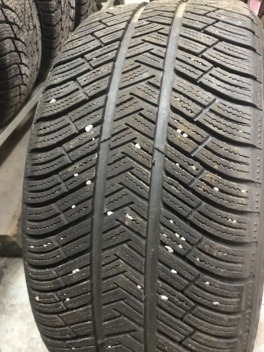 Продам резину , б/у в отл, состоянии R 20